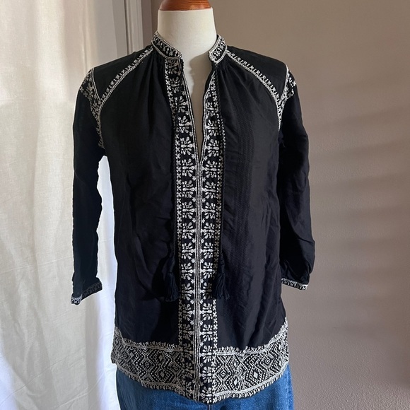 Madewell Embroidered Camelia Top - Picture 3 of 5